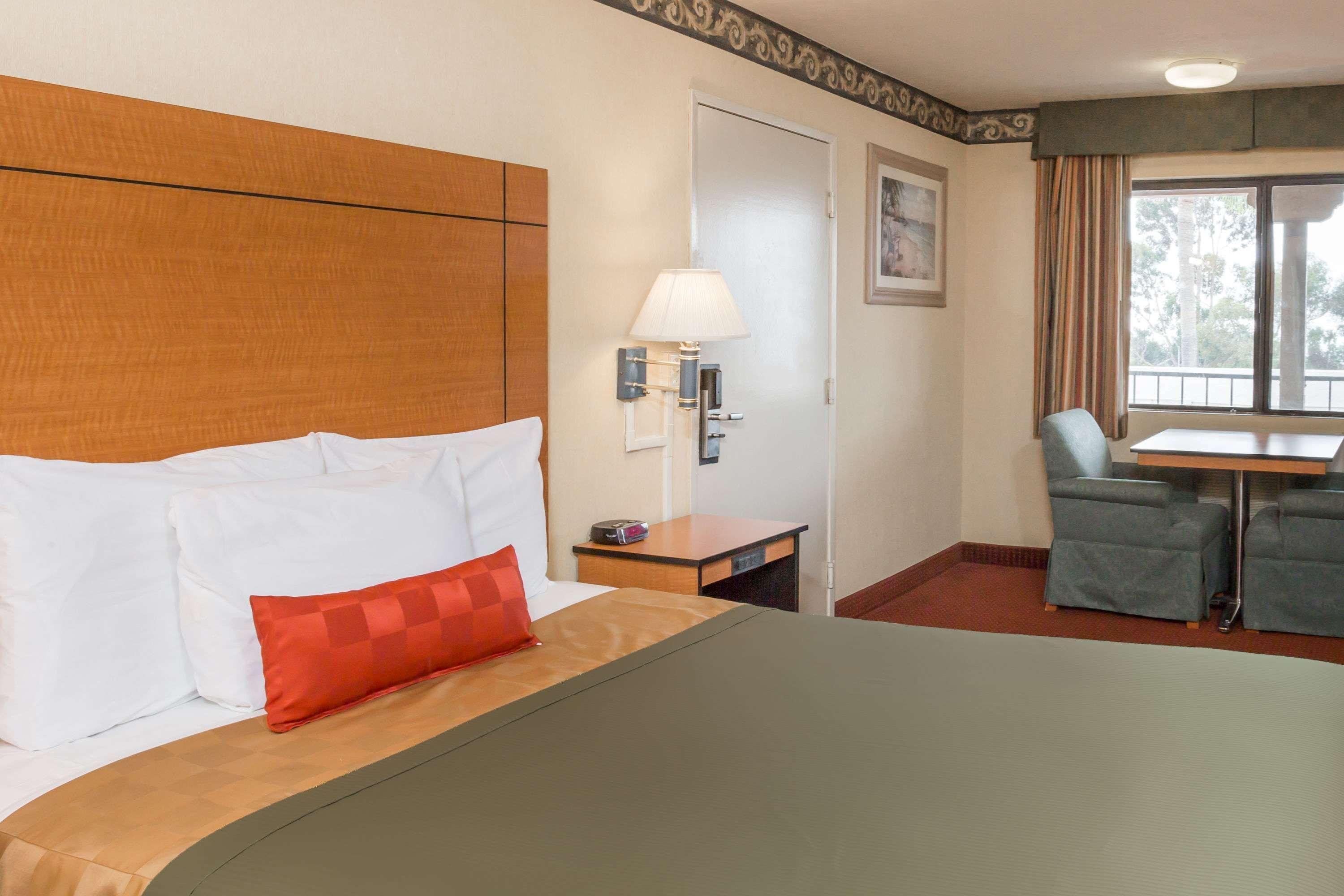 Travelodge By Wyndham San Clemente Beach Esterno foto