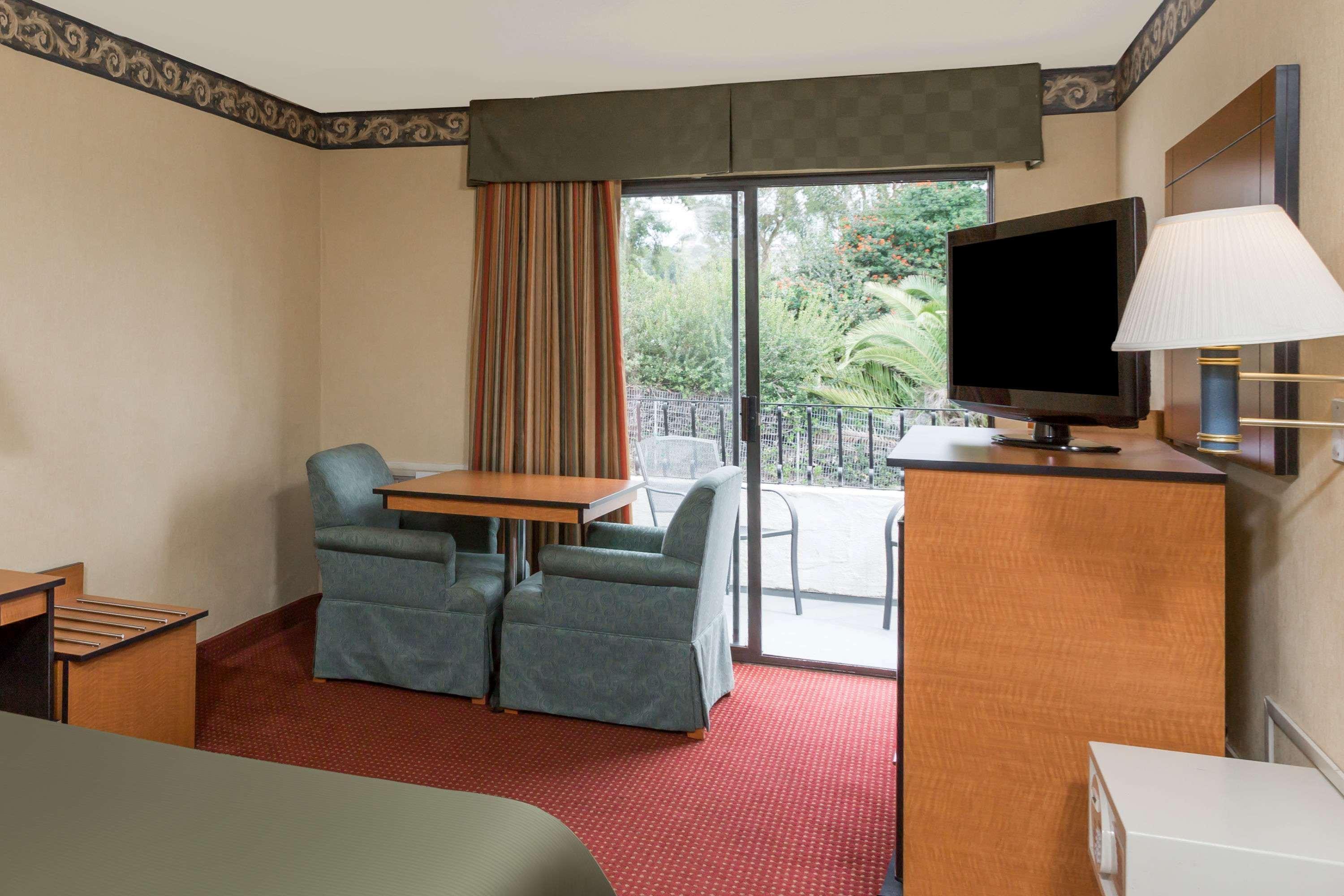 Travelodge By Wyndham San Clemente Beach Esterno foto